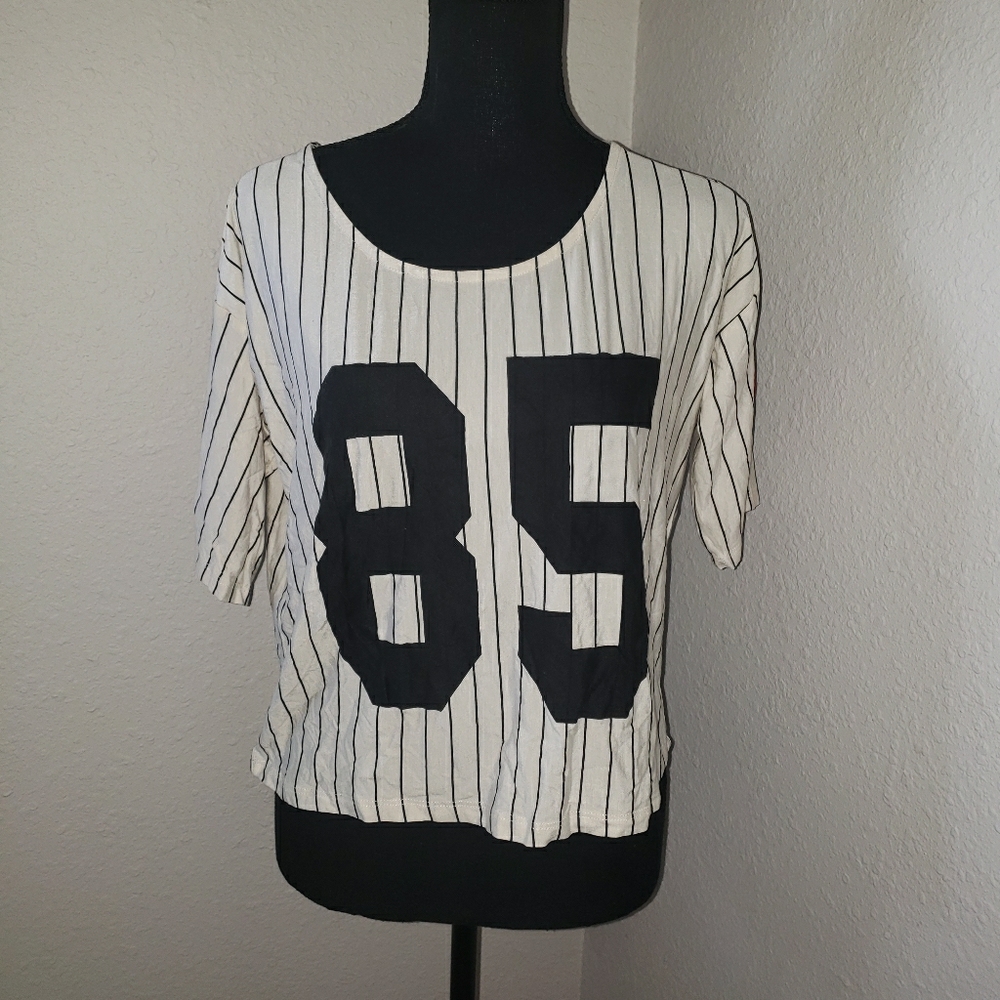 Ladies New Papaya Sporty Monogram Crop Top